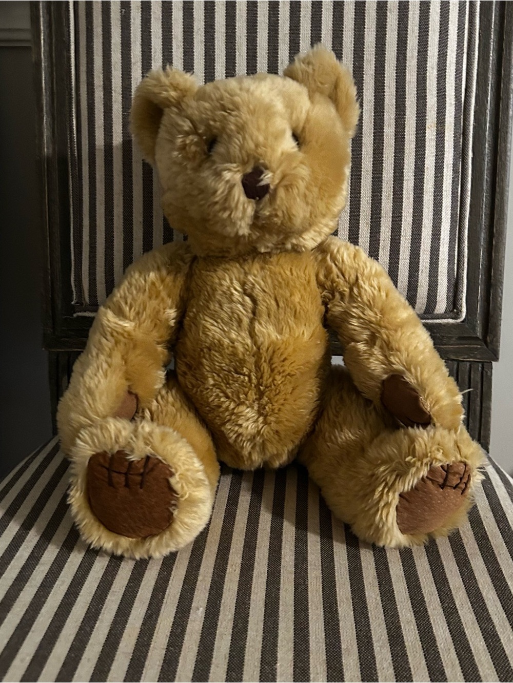 Vintage Plush Golden Brown Teddy Bear Stuffed Toy - Soft Cuddly Companion
